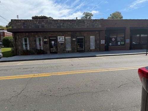 928 Main St, Andrews, NC, 28901-7087 | Card Image