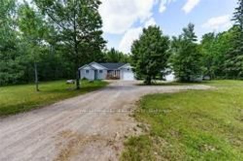 344 S Bay Lane, Muskoka, ON, P0A1J0 | Card Image