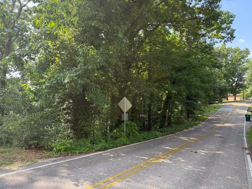 5908 Crestview Drive, Hixson, TN, 37343 | Card Image