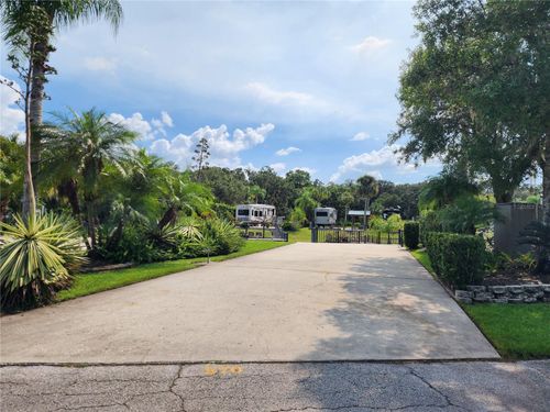 570 Waterway Dr, Lake Wales, FL, 33898 | Card Image