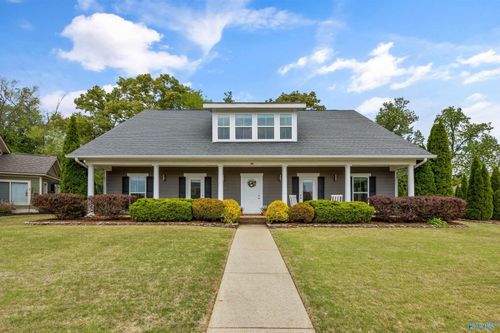 6449 Lincoln Park Pl Nw, Huntsville, AL, 35806-5000 | Card Image