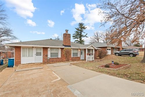 2051 Goodale Ave, Saint Louis, MO, 63114-5627 | Card Image