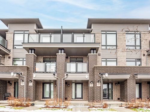 32 Emmas Way, Whitby, ON, L1R0S7 | Card Image