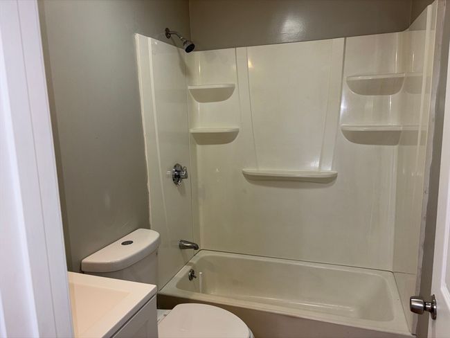APT-2 - 352 Main St, Condo with 3 bedrooms, 2 bathrooms and 2 parking in Tewksbury MA | Image 6