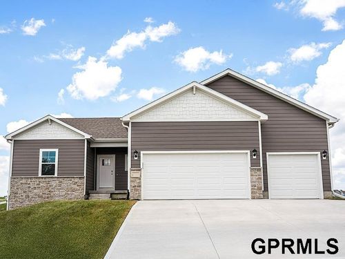 17008 Craig St, Bennington, NE, 68007-1873 | Card Image