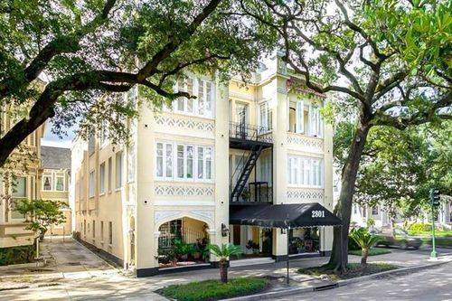 111b-2801 Saint Charles Ave, New Orleans, LA, 70115-4456 | Card Image