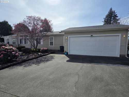 870 Hassett St, Brookings, OR, 97415 | Card Image