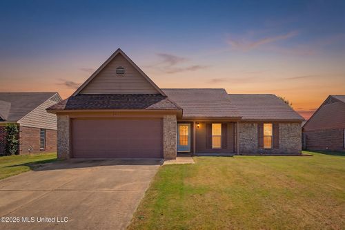 6892 Tealwood Dr, Horn Lake, MS, 38637-4706 | Card Image