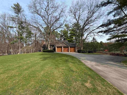 51262 Shady Ln, Elkhart, IN, 46514-6063 | Card Image