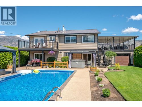 {{alt}} | Card Image