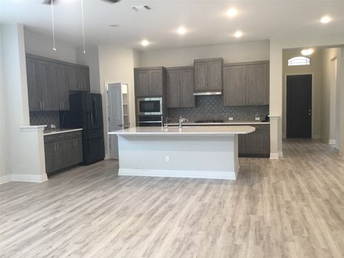 421 Fair Oaks Dr, Georgetown, TX, 78628-5224 | Card Image