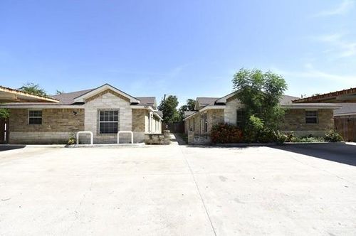 320 W Albatross Ave, Pharr, TX, 78577-2530 | Card Image