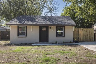 View of front of home | Image 1