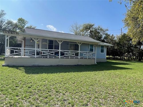 685 Eastview Dr, Canyon Lake, TX, 78133-6461 | Card Image