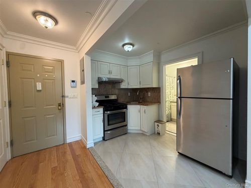 2b-40-45 68th Street, New York, NY, 11377 | Card Image