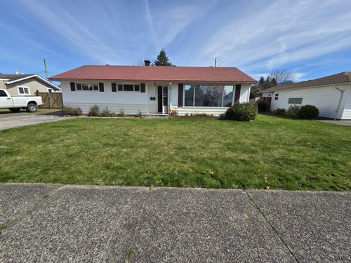 9716 Heather St, Chilliwack, BC, V2P5M6 | Card Image