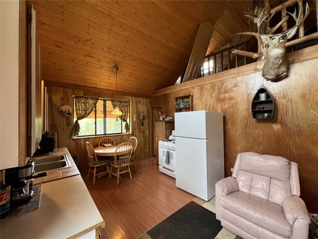 view to the left from front door | Image 25