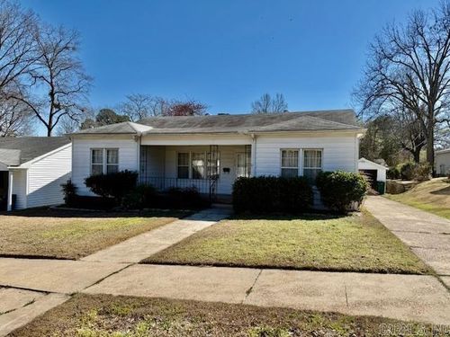 1215 W Oak Street, El Dorado, AR, 71730 | Card Image