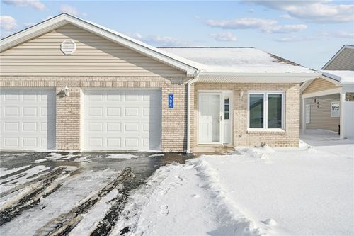 504 Sunview Cir, Latrobe, PA, 15650-3585 | Card Image