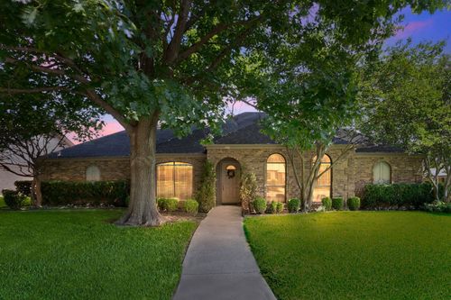 227 Meadowlark Ln, Duncanville, TX, 75137-3112 | Card Image