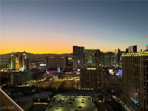 3209-145 E Harmon Ave, Las Vegas, NV, 89109-4504 | Card Image