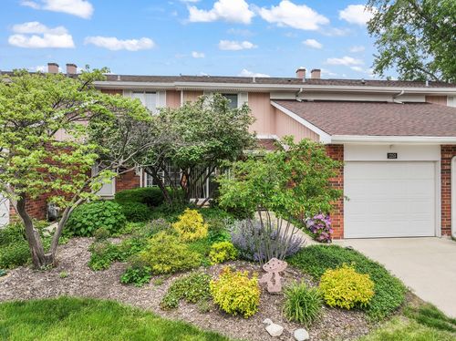 1253 Reading Ct, Wheaton, IL, 60189-7710 | Card Image