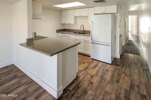 e-6812 N 35th Ave, Phoenix, AZ, 85017-1077 | Card Image