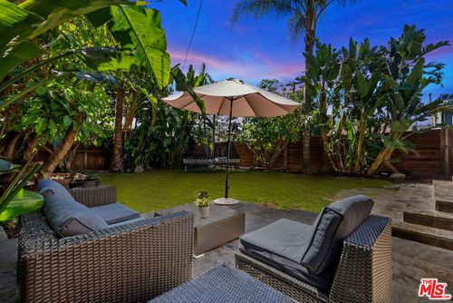 4328 Allott Ave, Sherman Oaks, CA, 91423-4368 | Card Image