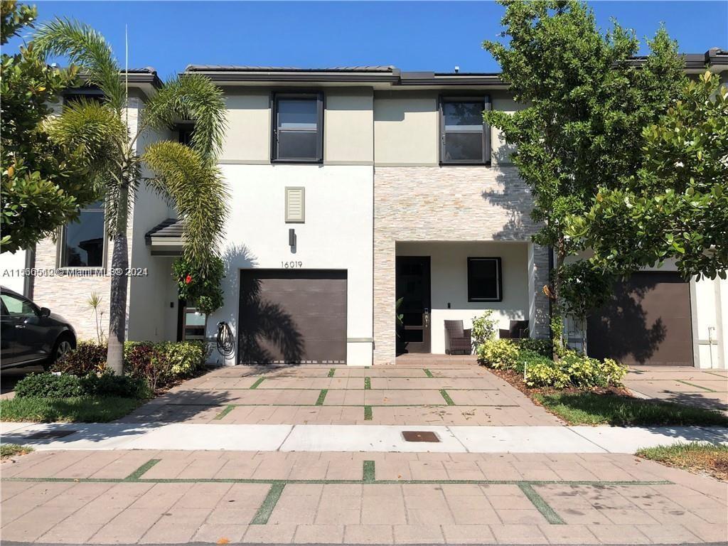 91st Ct, Hialeah, FL 33018