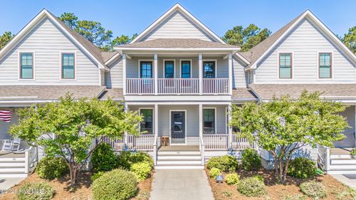 80 Station Ave, Southern Pines, NC, 28387-3004 | Card Image