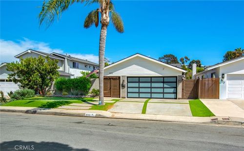 832 Camino De Los Mares, San Clemente, CA, 92673 | Card Image