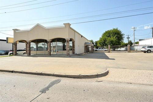 6308 Nw 39th Expressway, Bethany, OK, 73008 | Card Image