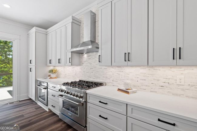 9720 Peninsula Dr, House other with 5 bedrooms, 5 bathrooms and 2 parking in GAinesville GA | Image 13