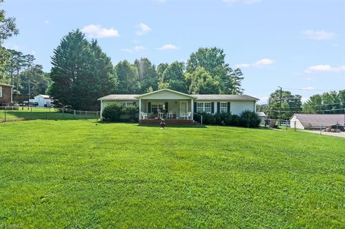 1299 Teague Rd, Winston Salem, NC, 27107-6917 | Card Image