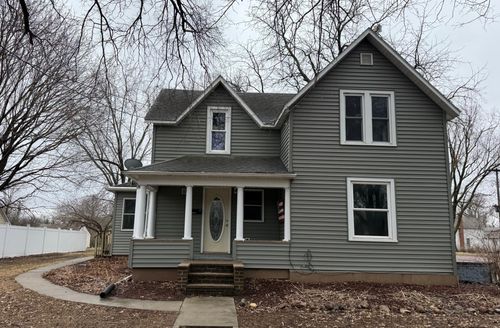 590 Franklin Street W, Wells, MN, 56097 | Card Image