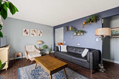 7-1603 Mcgonigal Dr Ne, Calgary, AB, T2E5W2 | Card Image