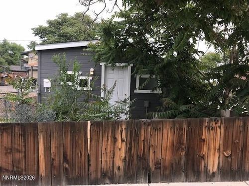 445 Stewart St, Reno, NV, 89502-1608 | Card Image