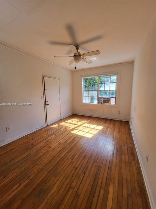 3a-842 Meridian Ave, Miami Beach, FL, 33139-5789 | Card Image