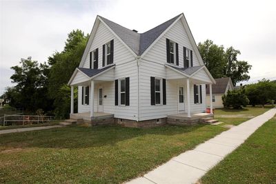 231 N 5th Street, House other with 4 bedrooms, 2 bathrooms and 4 parking in Vandalia IL | Image 3