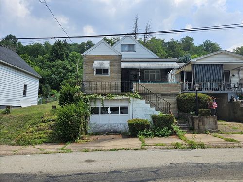 311 Euclid Ave, Glassport, PA, 15045-1332 | Card Image