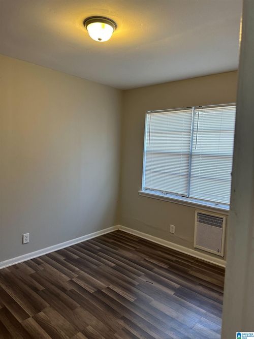 apt-a-737 47th St N, BIRMINGHAM, AL, 35212-2337 | Card Image