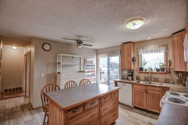 640 Mcculloch Crescent, House other with 6 bedrooms, 3 bathrooms and 4 parking in Irricana AB | Image 11