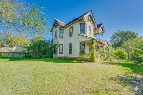 103 Stevens St, Ladonia, TX, 75449-1323 | Card Image