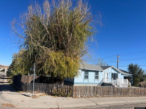 501 E Davis St, Rawlins, WY, 82301-6403 | Card Image