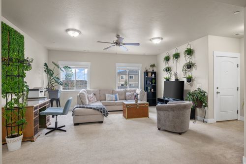 1977-1977 N Crest Rd, Saratoga Springs, UT, 84045-5025 | Card Image