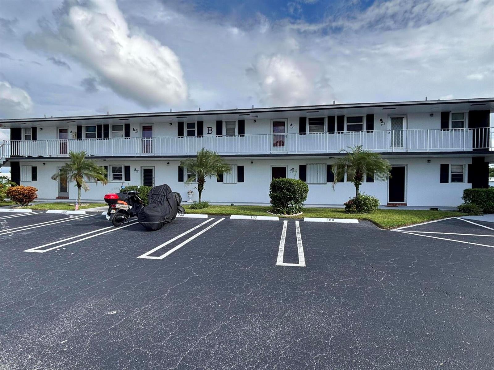 Residential Lease in Boynton Beach 3