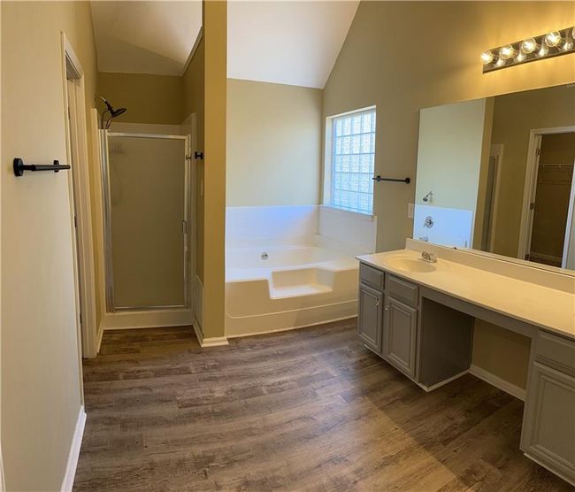 965 Tree Top Dr, House other with 4 bedrooms, 3 bathrooms and null parking in Suwanee GA | Image 32