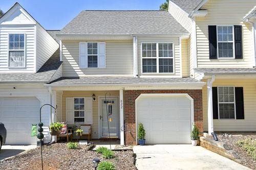 822 Creek Crossing Trl, Whitsett, NC, 27377-9252 | Card Image