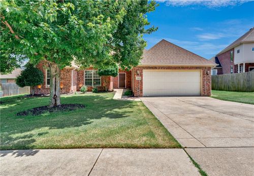 528 Brices Cross Dr, Fayetteville, AR, 72704-7024 | Card Image