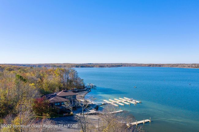 70 Crest Dr, House other with 3 bedrooms, 2 bathrooms and null parking in Howell NJ | Image 26